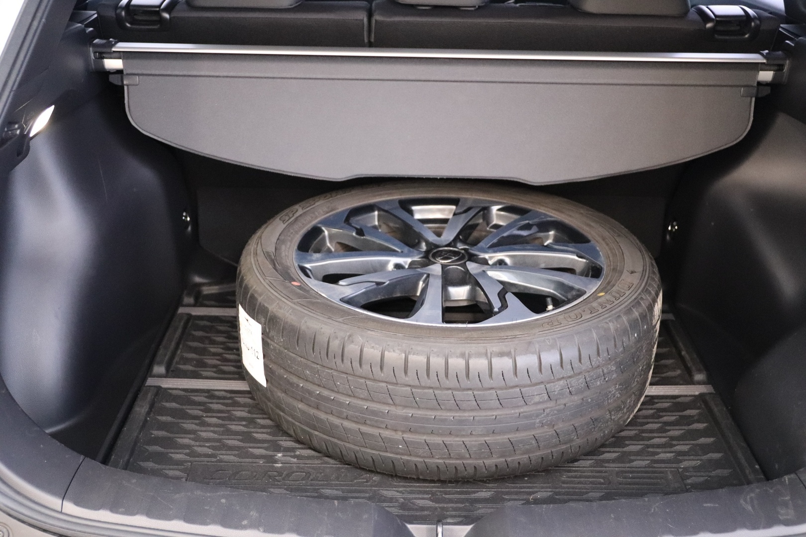 TOYOTA Corolla Cross 2023