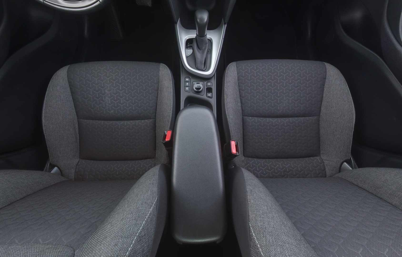 TOYOTA Yaris Cross 2023