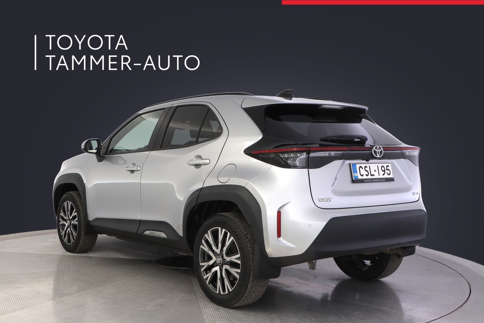 TOYOTA Yaris Cross 2025