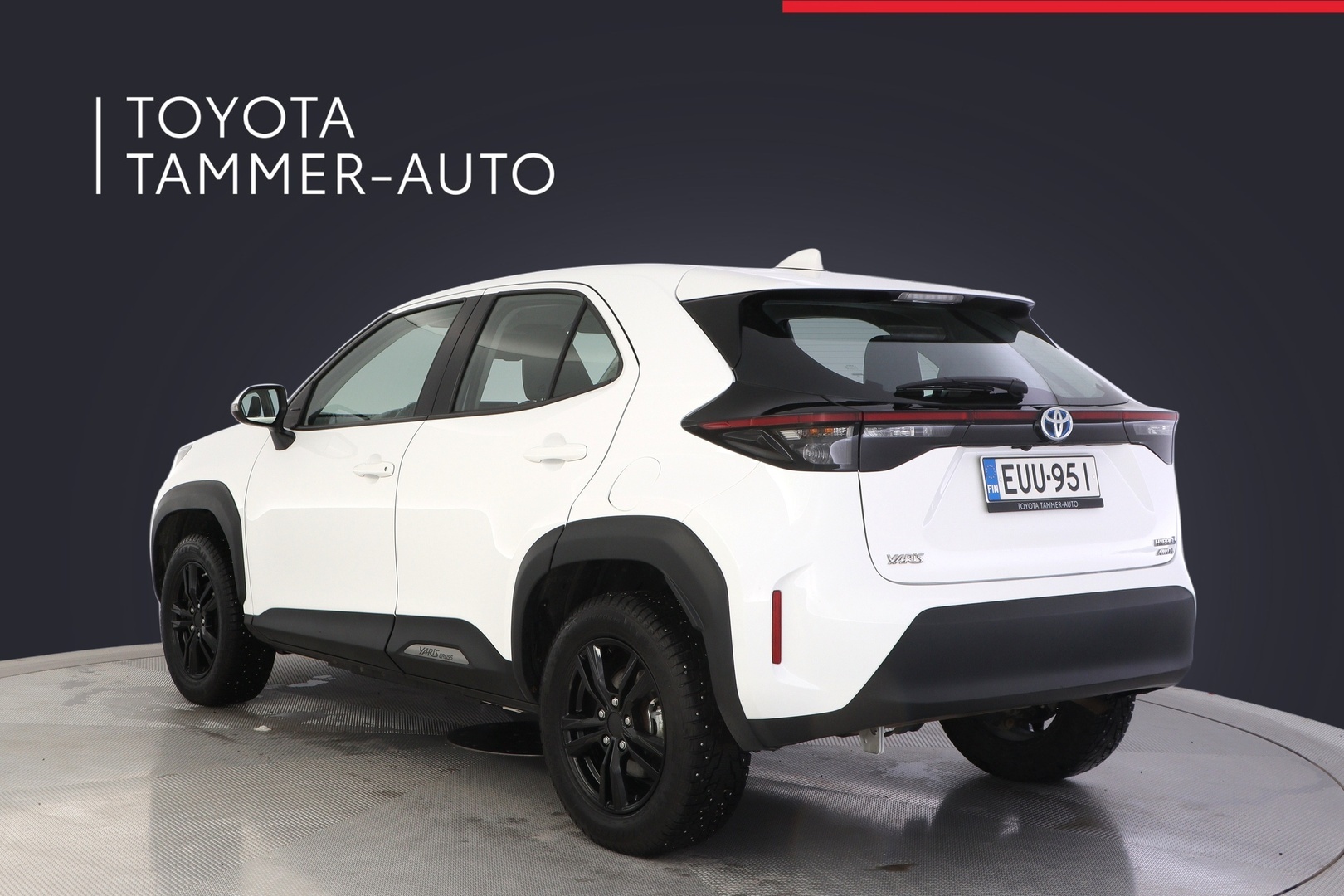 TOYOTA Yaris Cross 2023