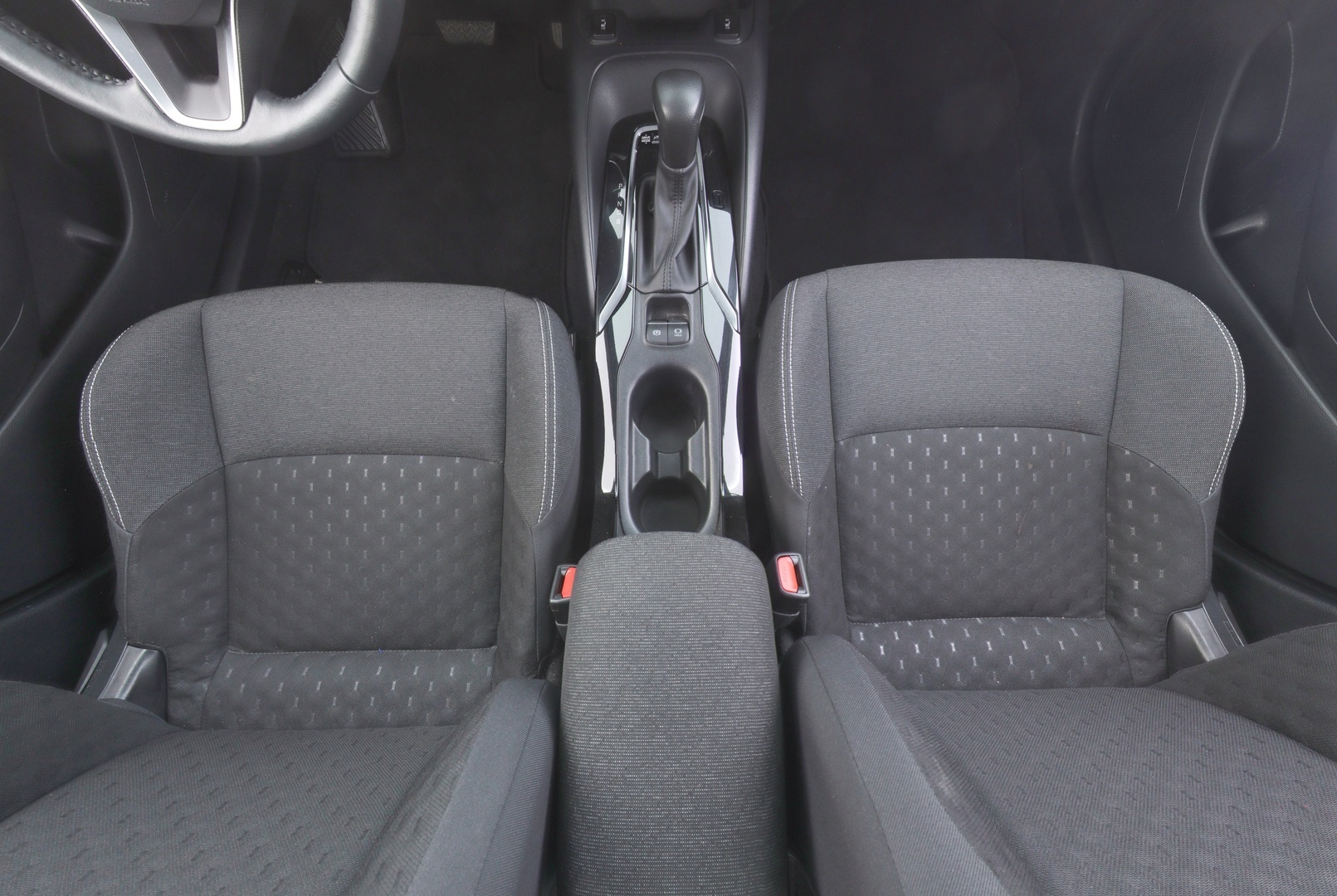 TOYOTA Corolla 2024