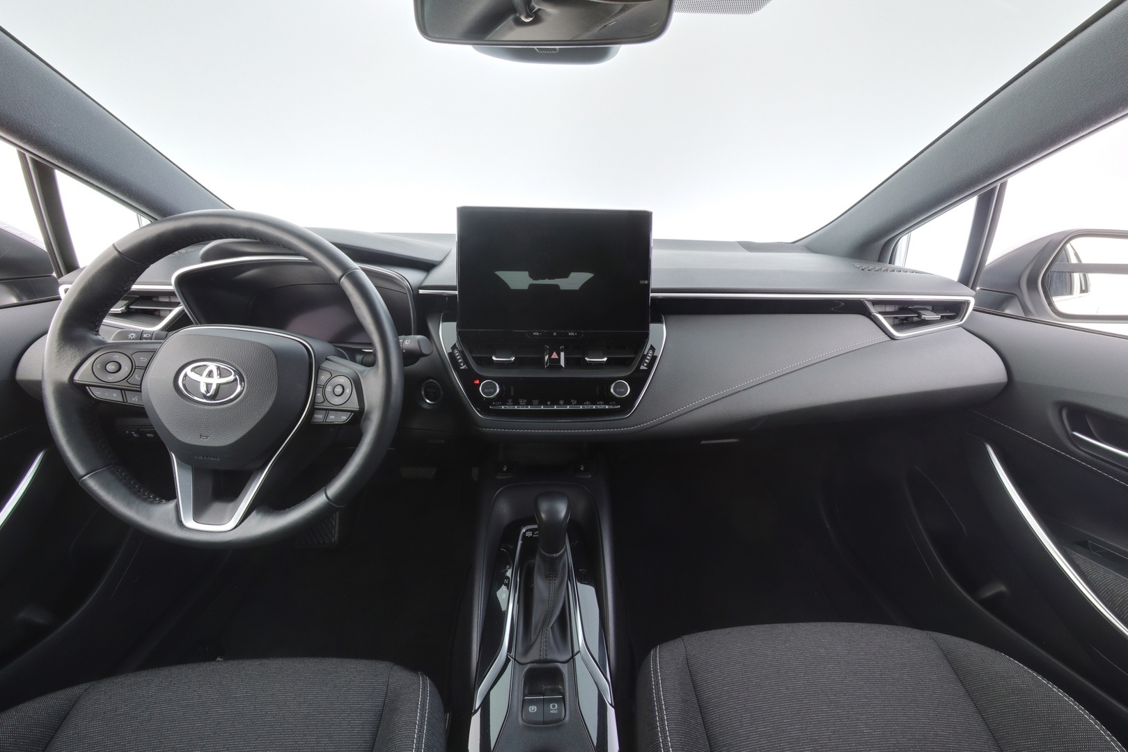 TOYOTA Corolla 2024