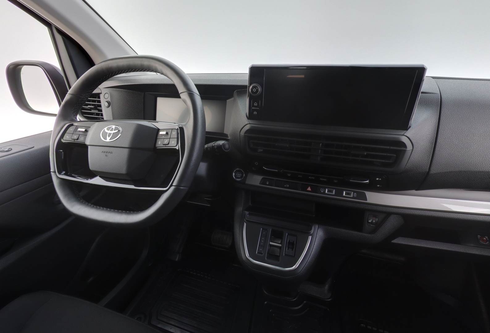 TOYOTA Proace 2024