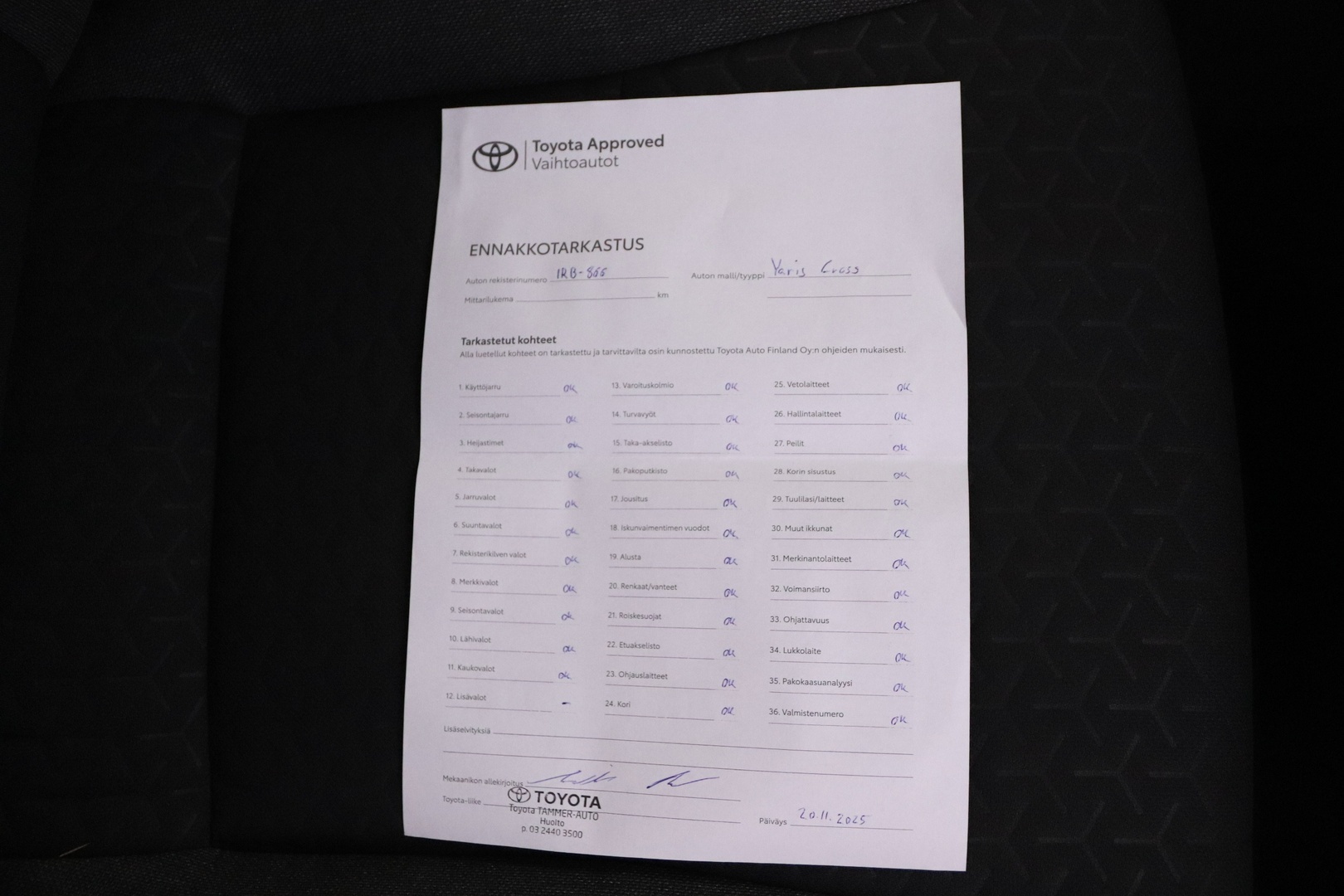 TOYOTA Yaris Cross 2023