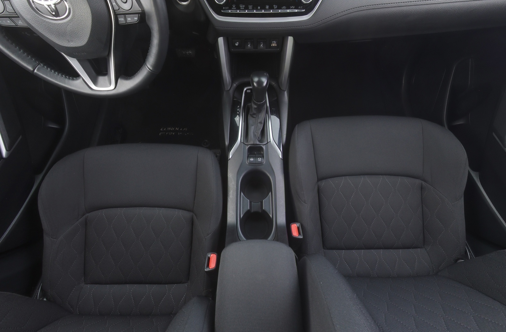 TOYOTA Corolla Cross 2023