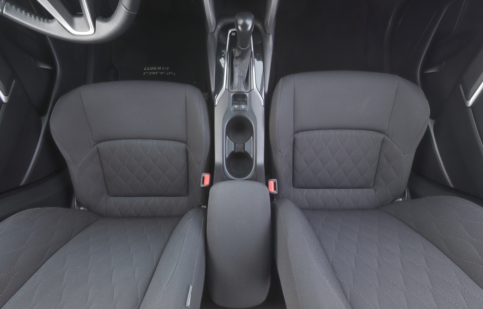 TOYOTA Corolla Cross 2023