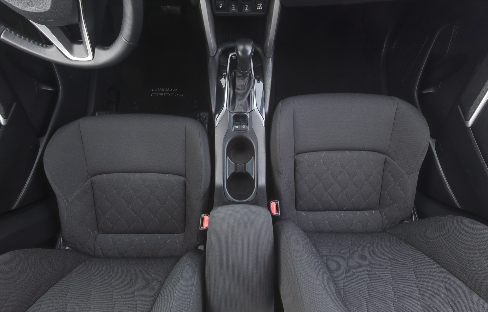 TOYOTA Corolla Cross 2023