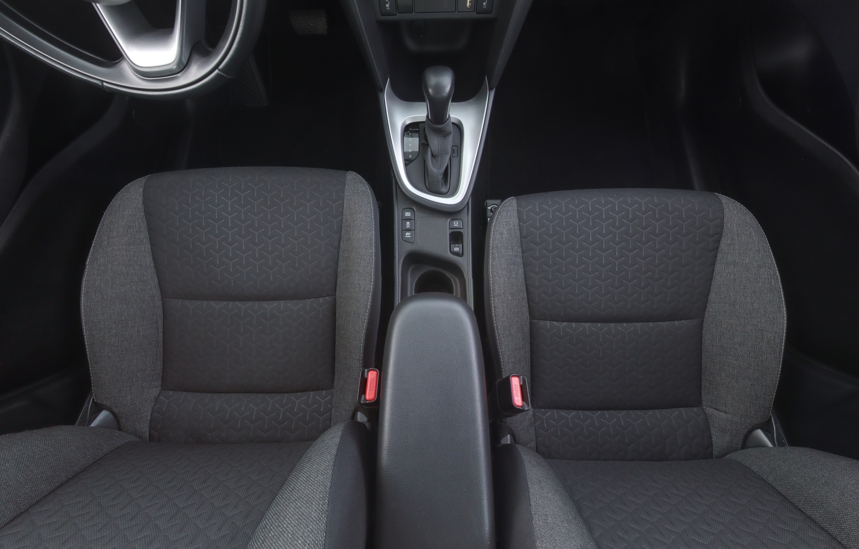 TOYOTA Yaris Cross 2023