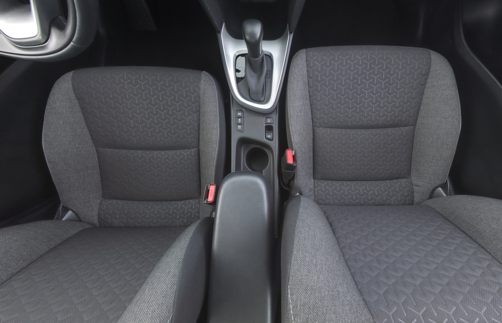 TOYOTA Yaris Cross 2023