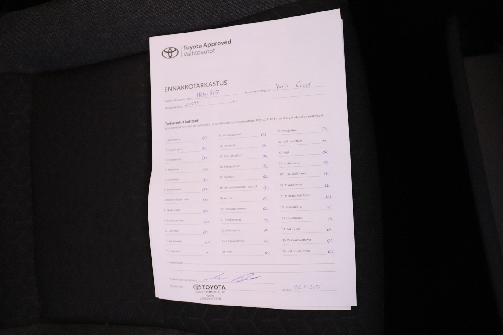 TOYOTA Yaris Cross 2023