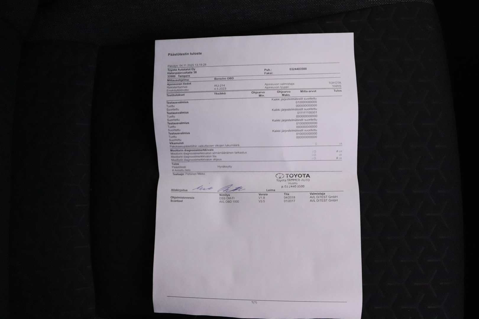 TOYOTA Yaris Cross 2023