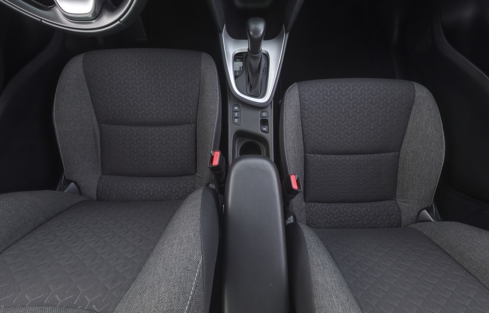 TOYOTA Yaris Cross 2023