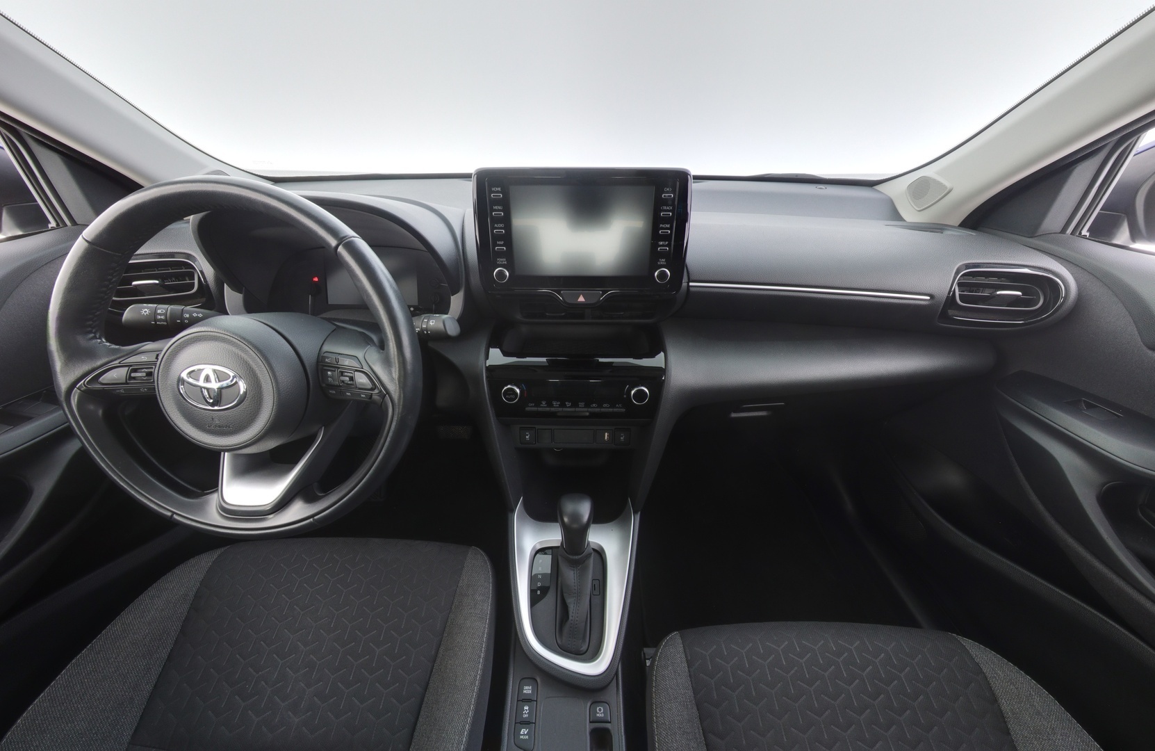 TOYOTA Yaris Cross 2023