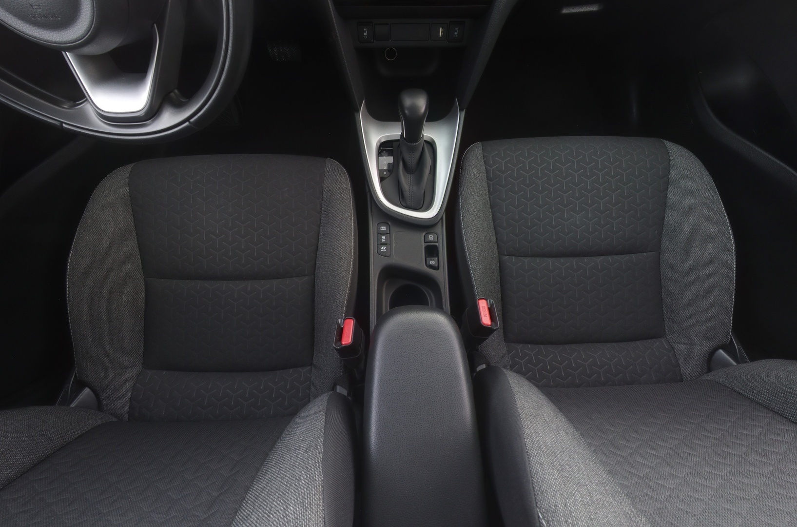 TOYOTA Yaris Cross 2023