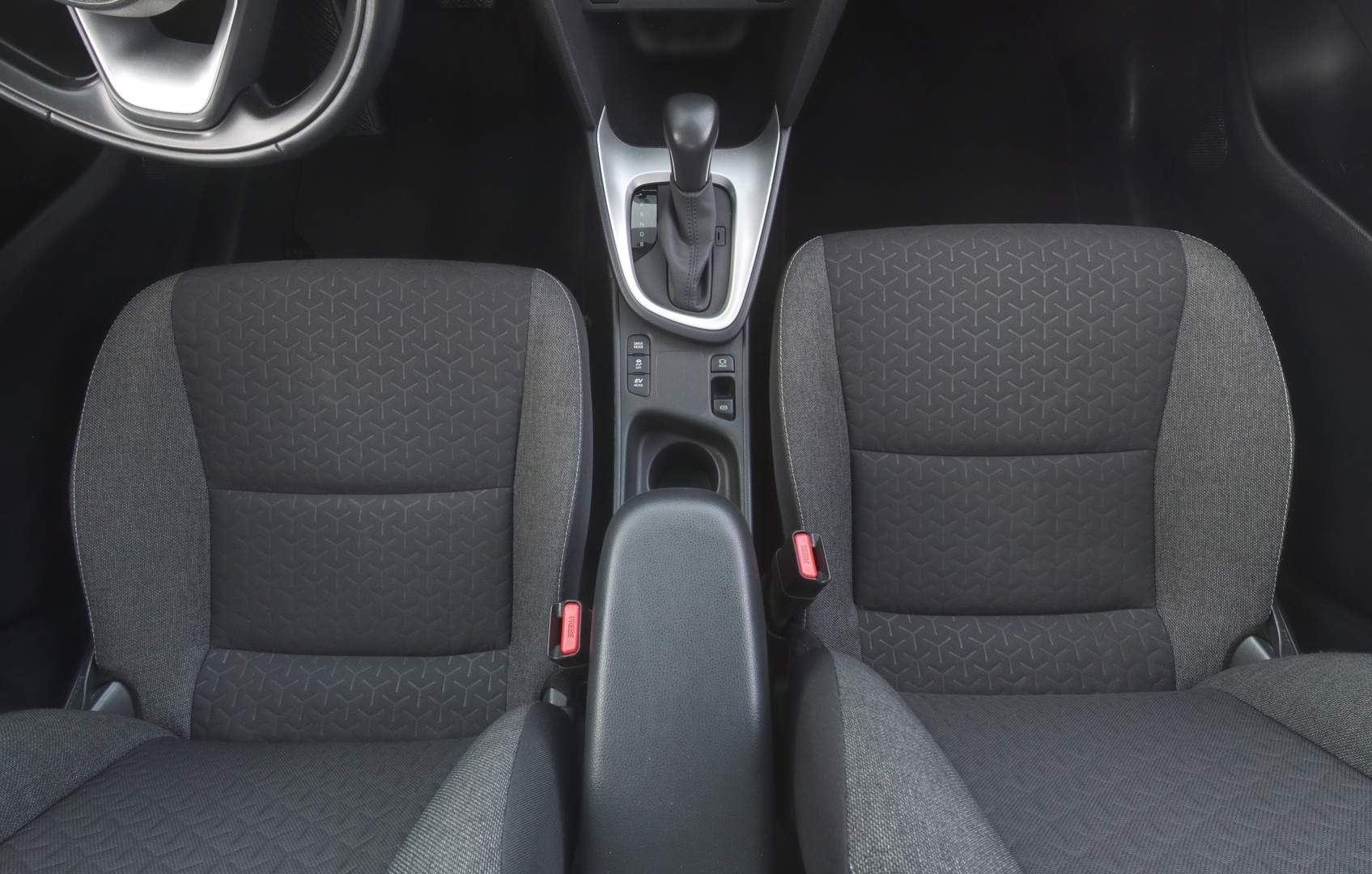 TOYOTA Yaris Cross 2023