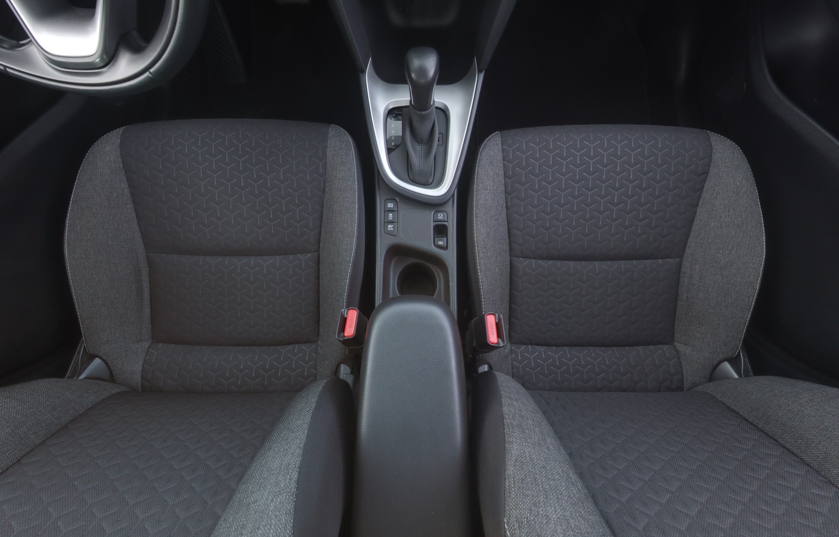 TOYOTA Yaris Cross 2023