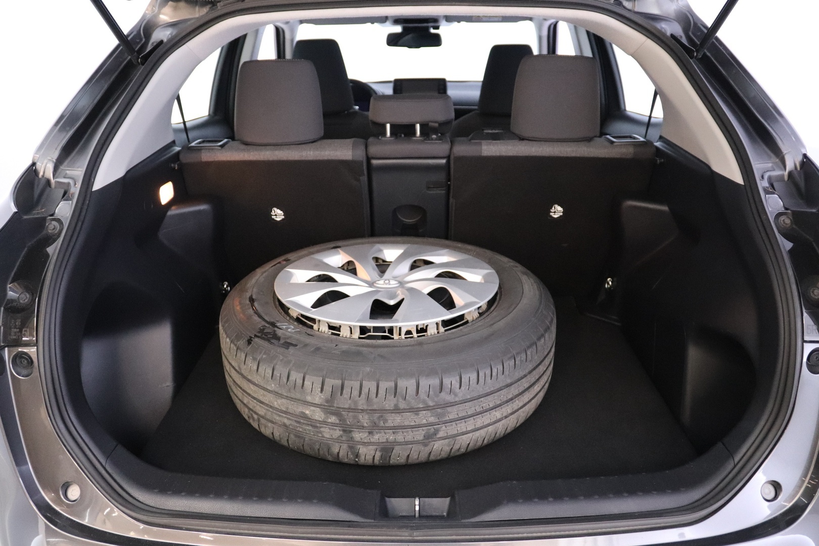 TOYOTA Yaris Cross 2023