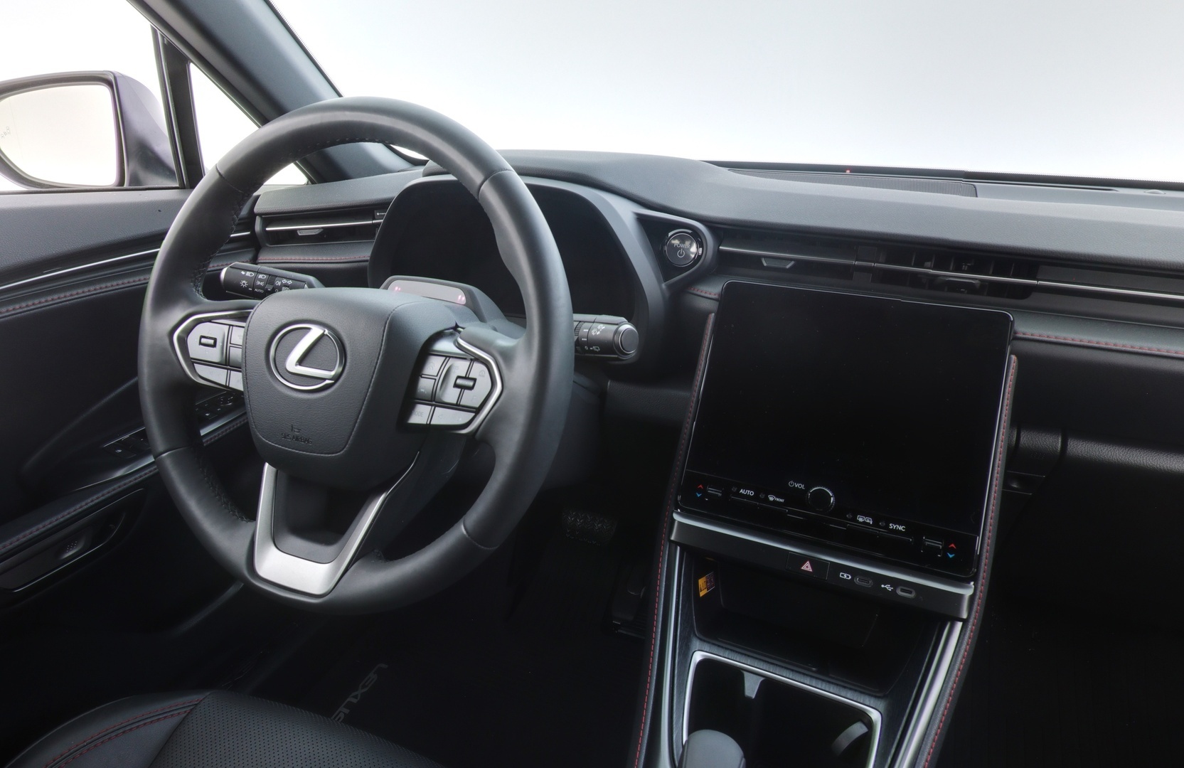 LEXUS LBX 2024