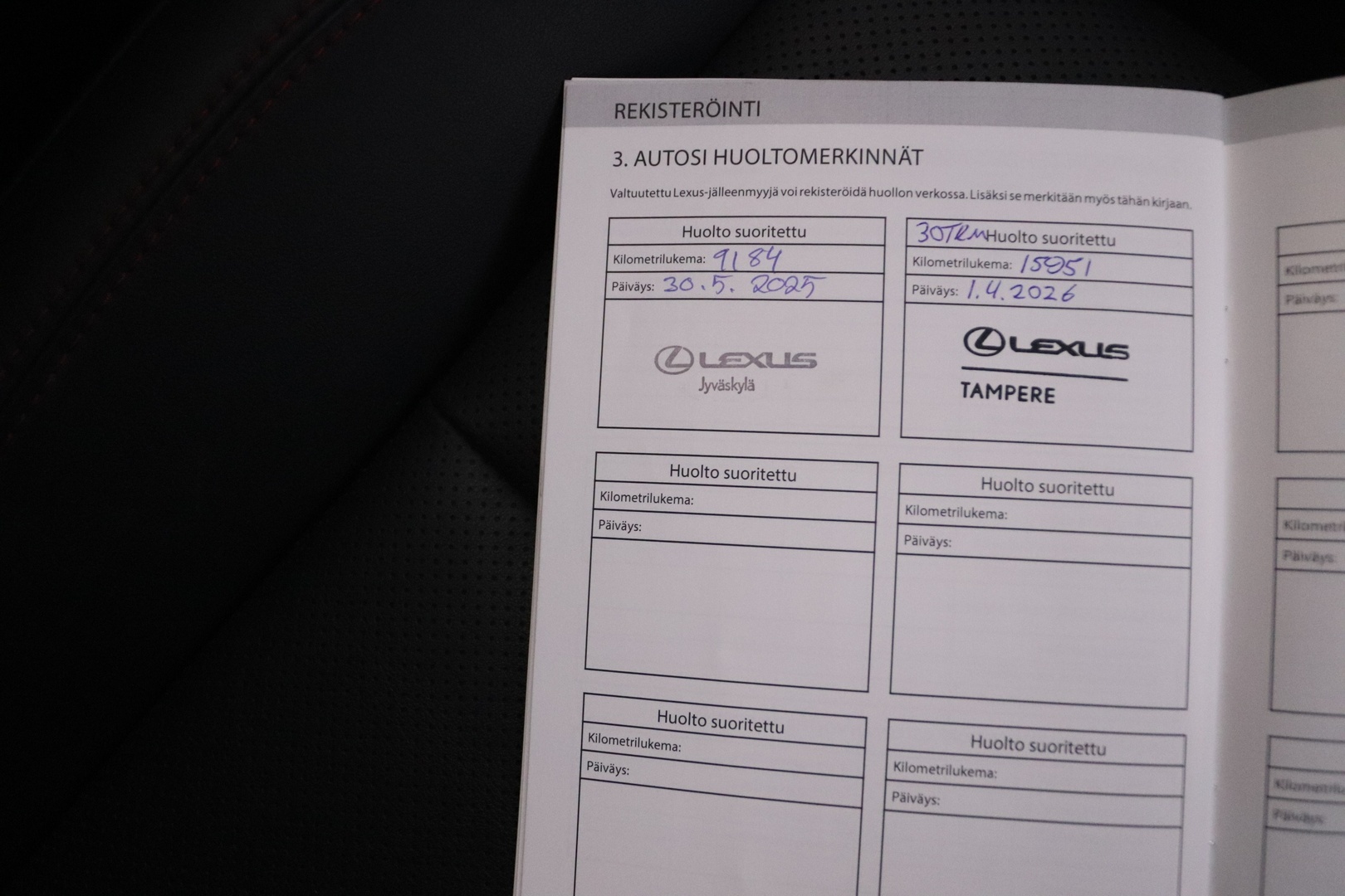 LEXUS LBX 2024