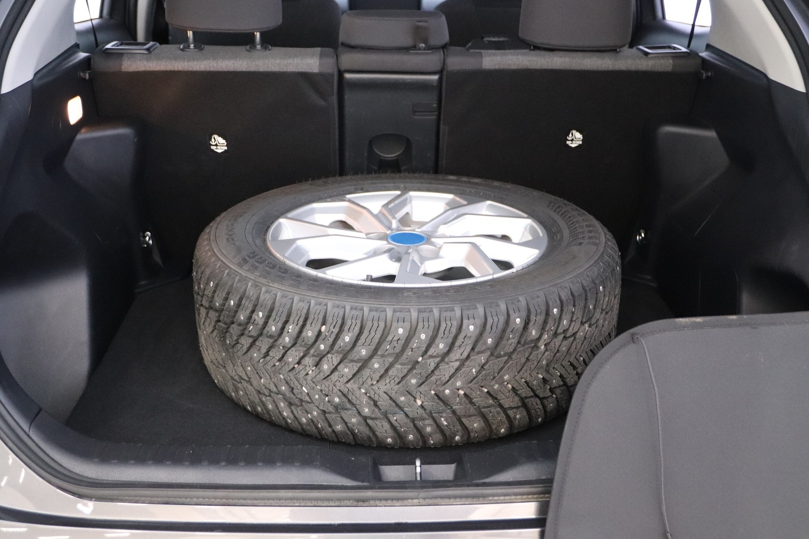 TOYOTA Yaris Cross 2024