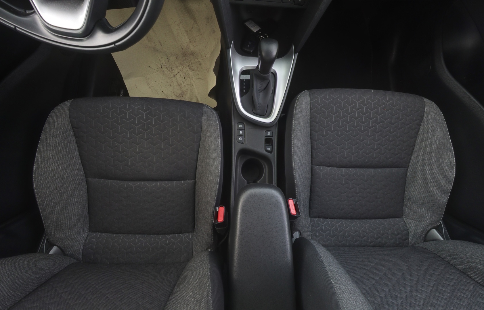 TOYOTA Yaris Cross 2024