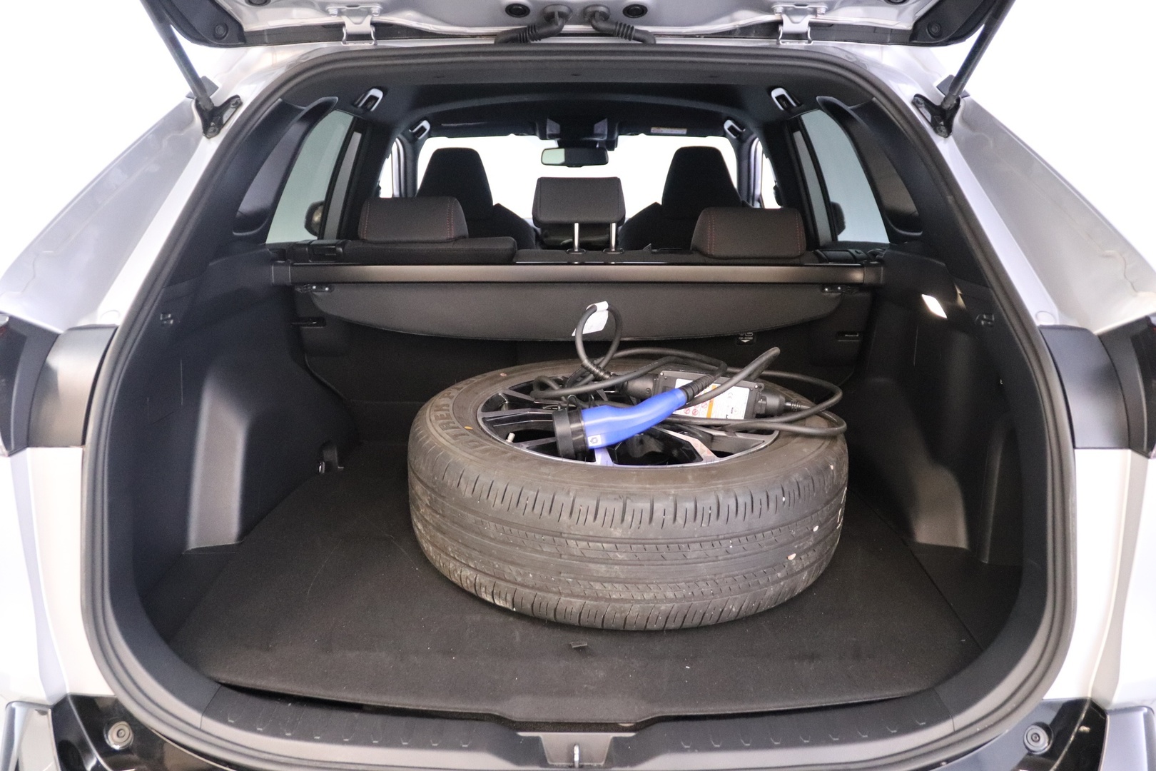 TOYOTA RAV4 Plug-in 2025