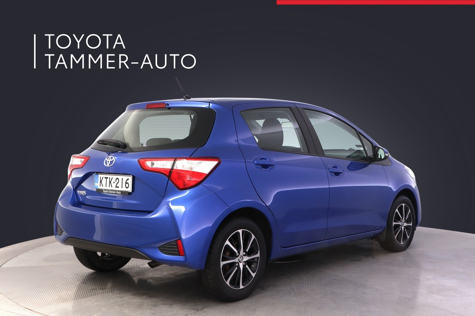 TOYOTA Yaris 2018