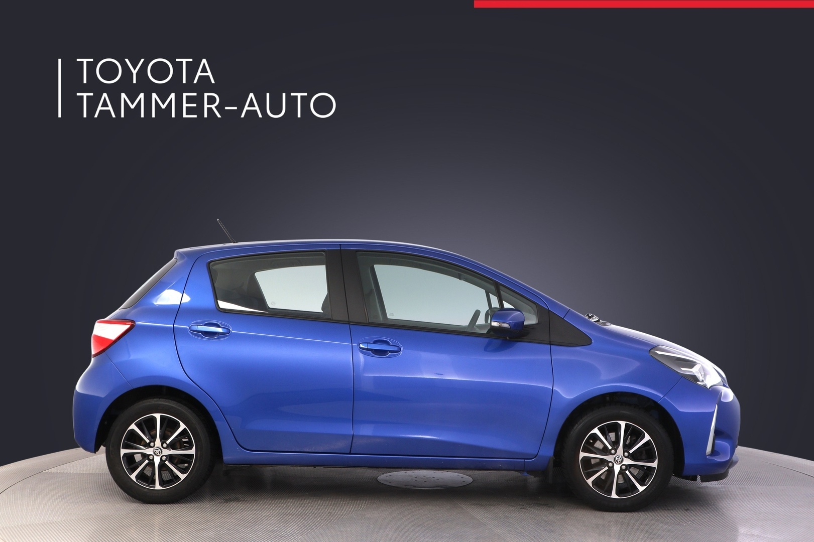 TOYOTA Yaris 2018