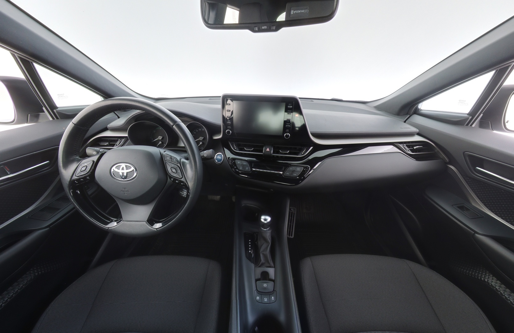 TOYOTA C-HR 2021