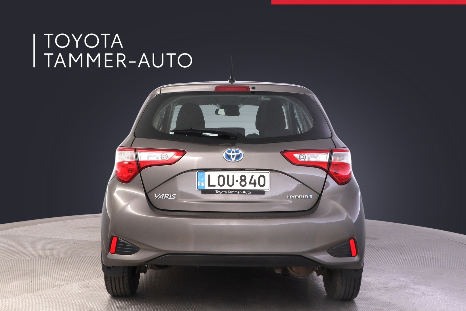 TOYOTA Yaris 2018