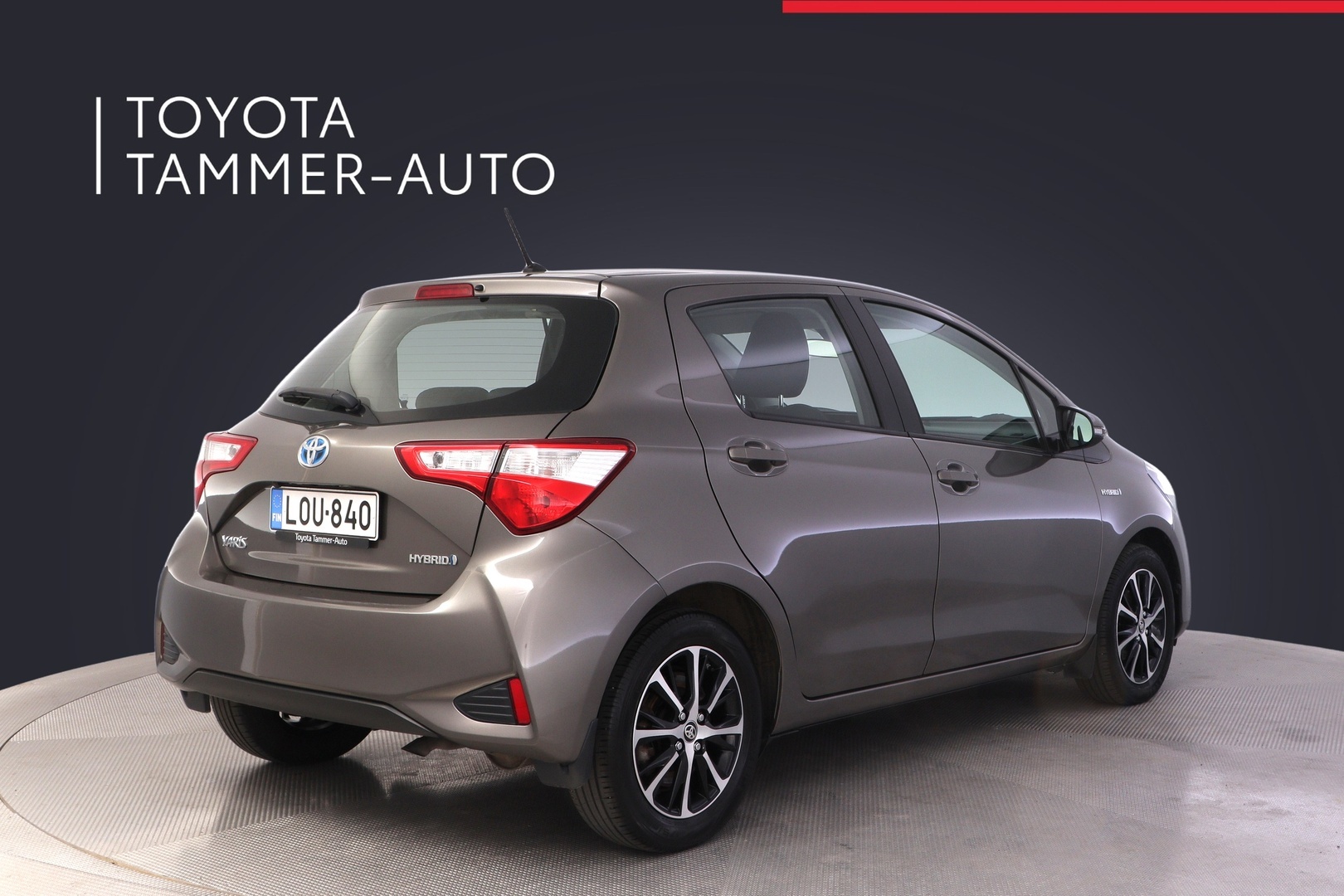 TOYOTA Yaris 2018
