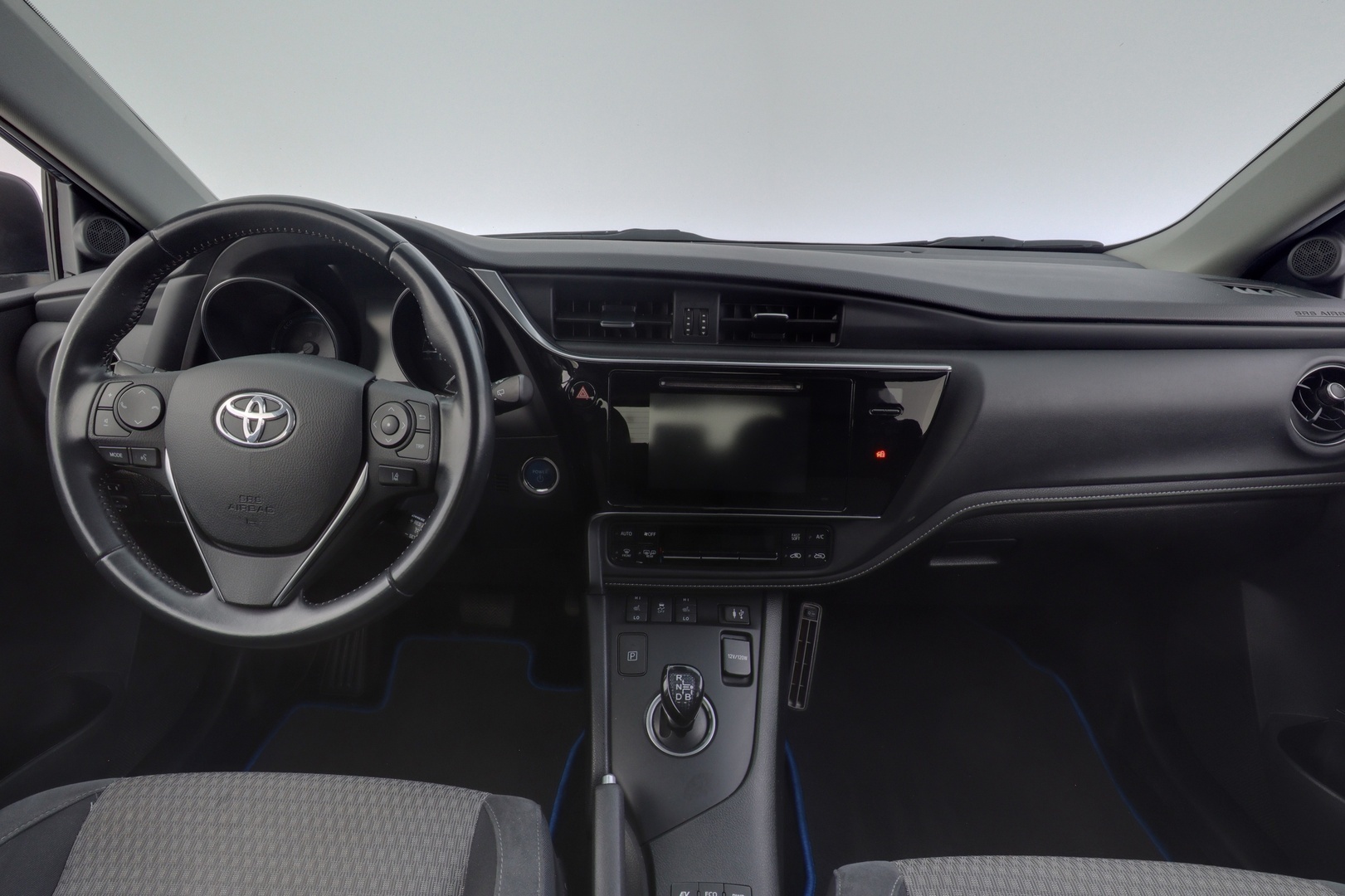 TOYOTA Auris 2018