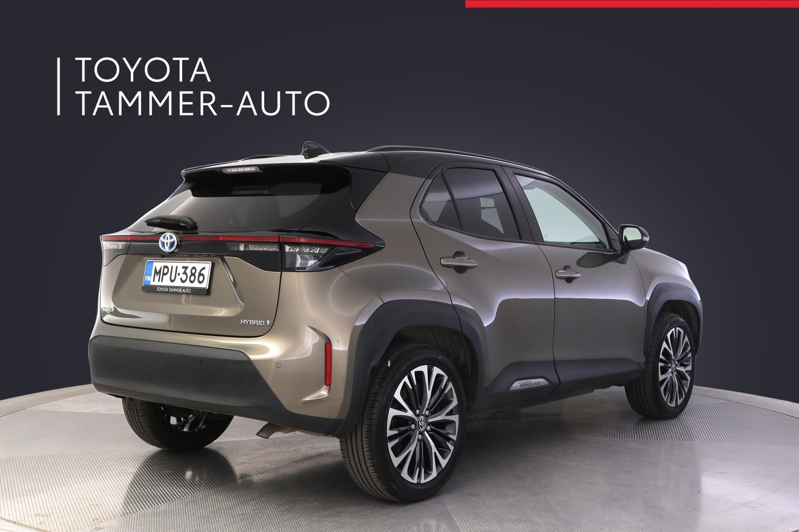 TOYOTA Yaris Cross 2024