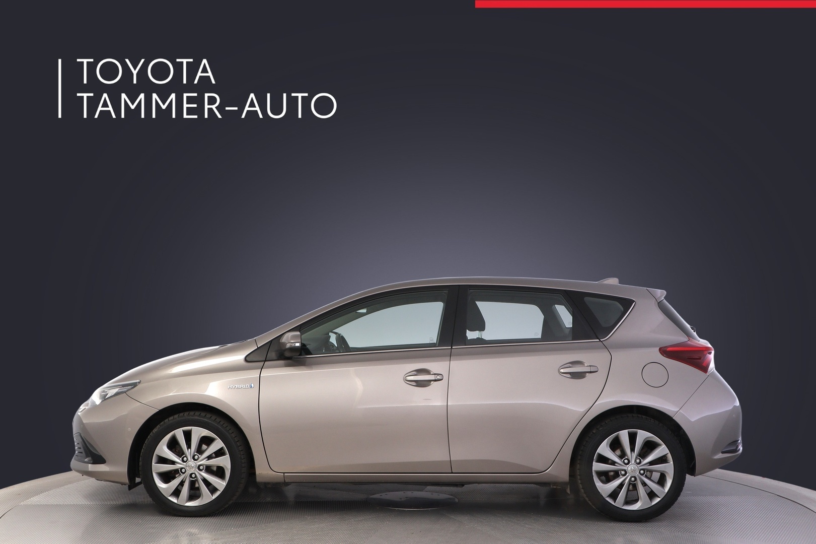 TOYOTA Auris 2016