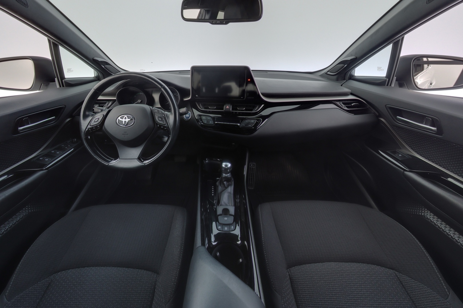 TOYOTA C-HR 2018