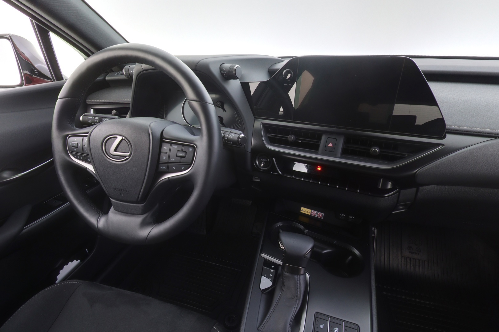 LEXUS UX 2023