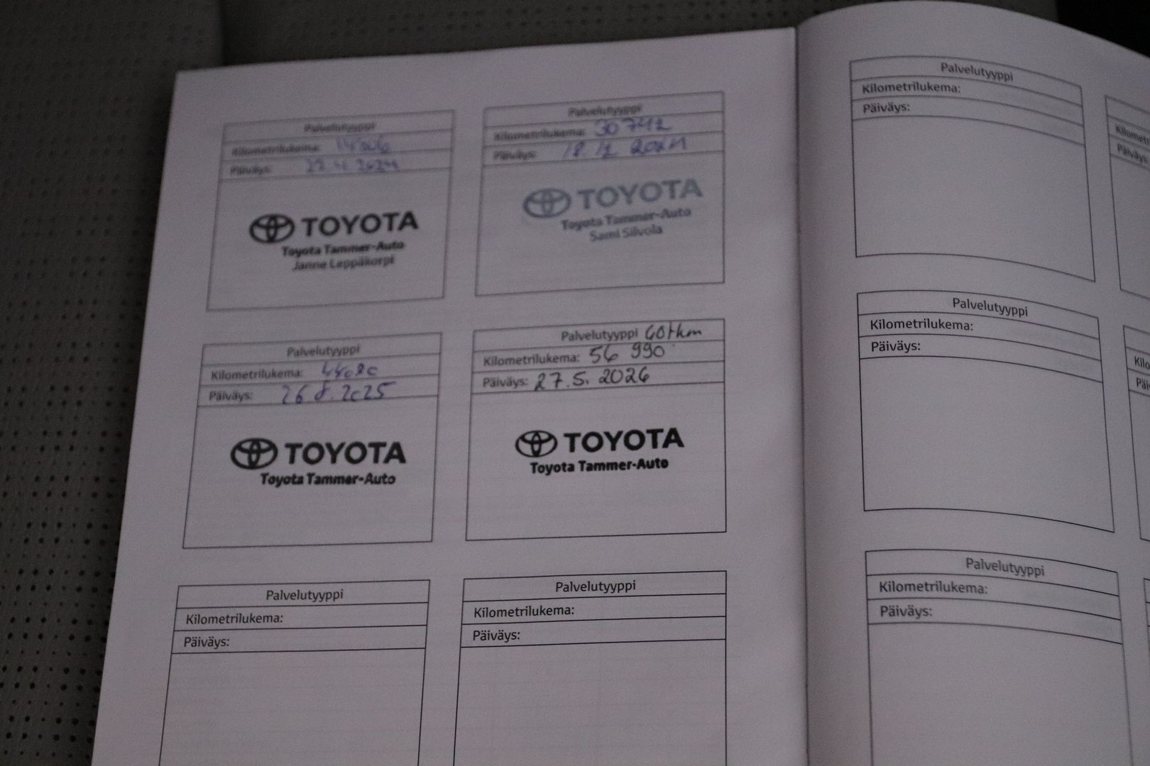 TOYOTA bZ4X 2023