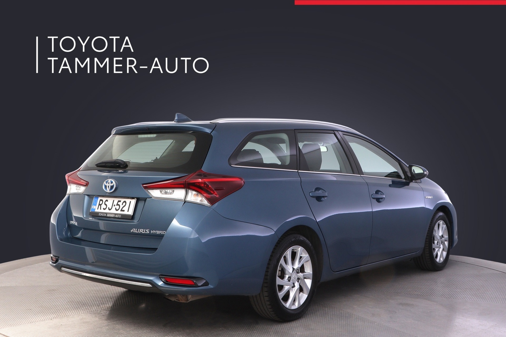 TOYOTA Auris 2015