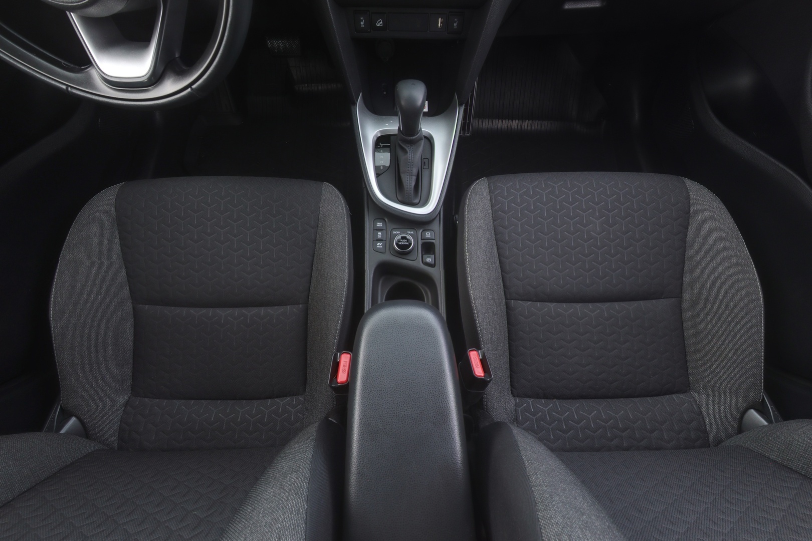 TOYOTA Yaris Cross 2023