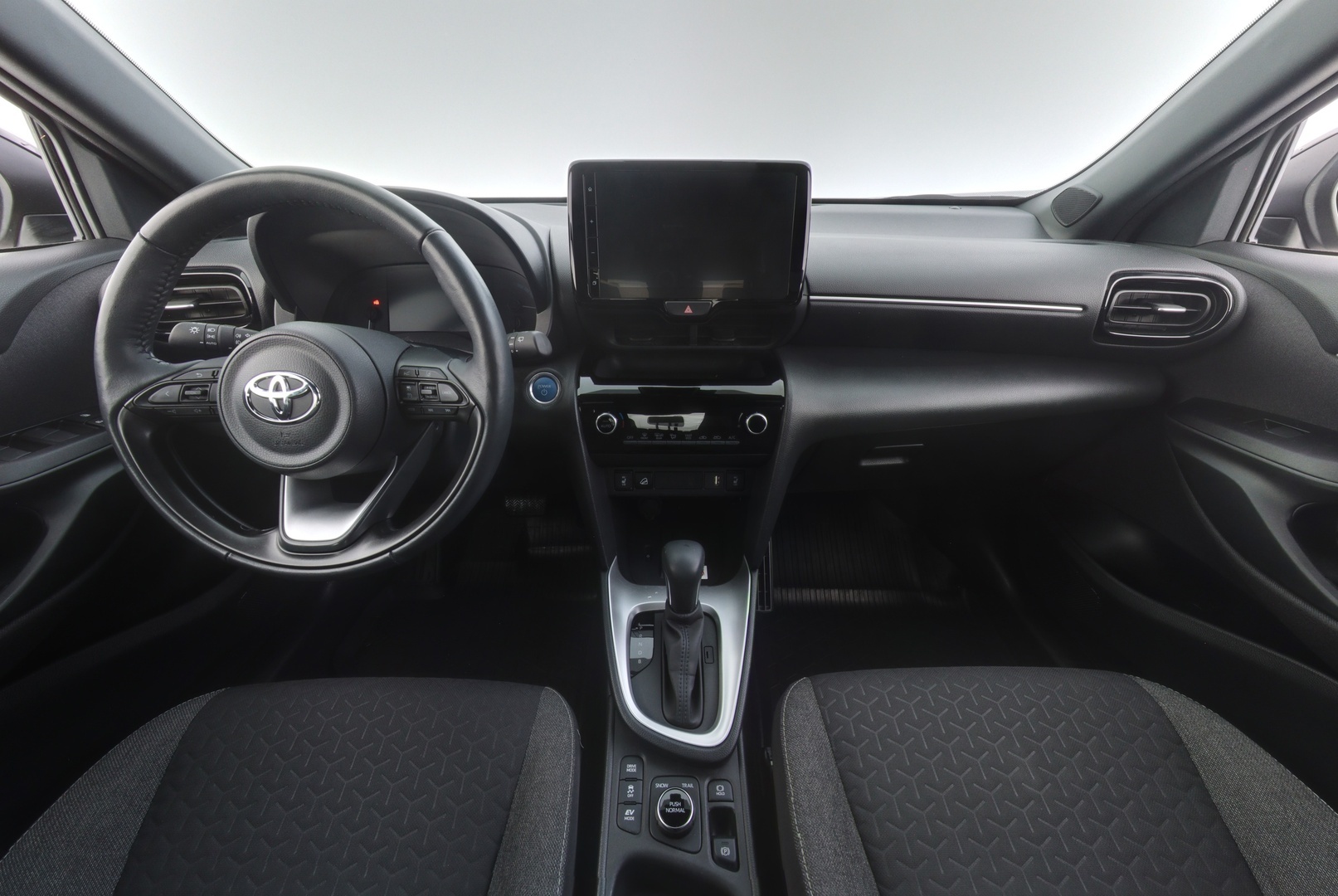 TOYOTA Yaris Cross 2023