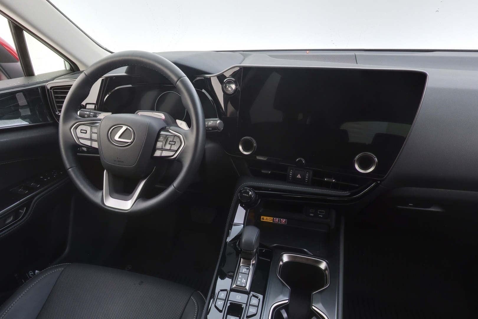 LEXUS NX 2025