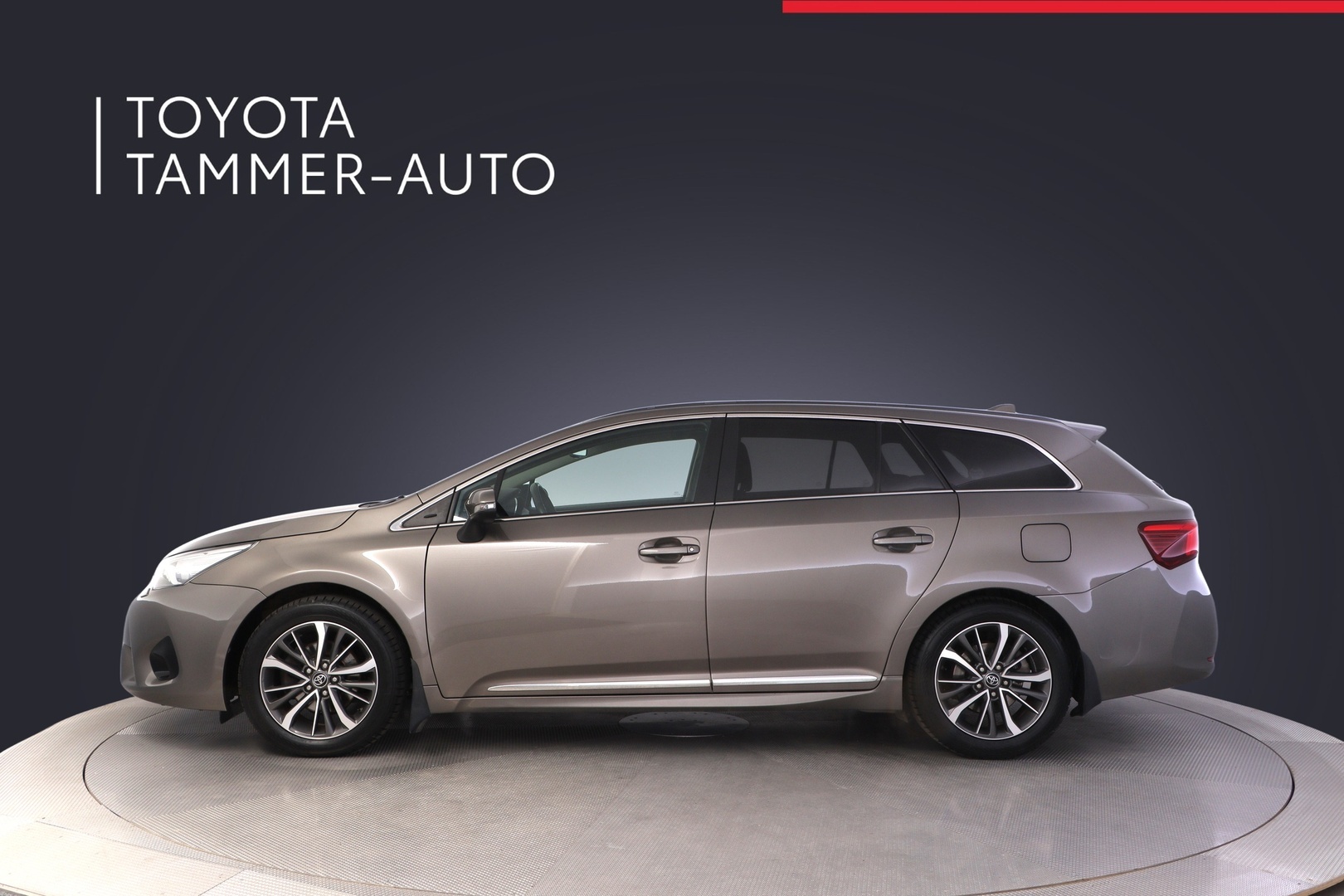 TOYOTA Avensis 2017