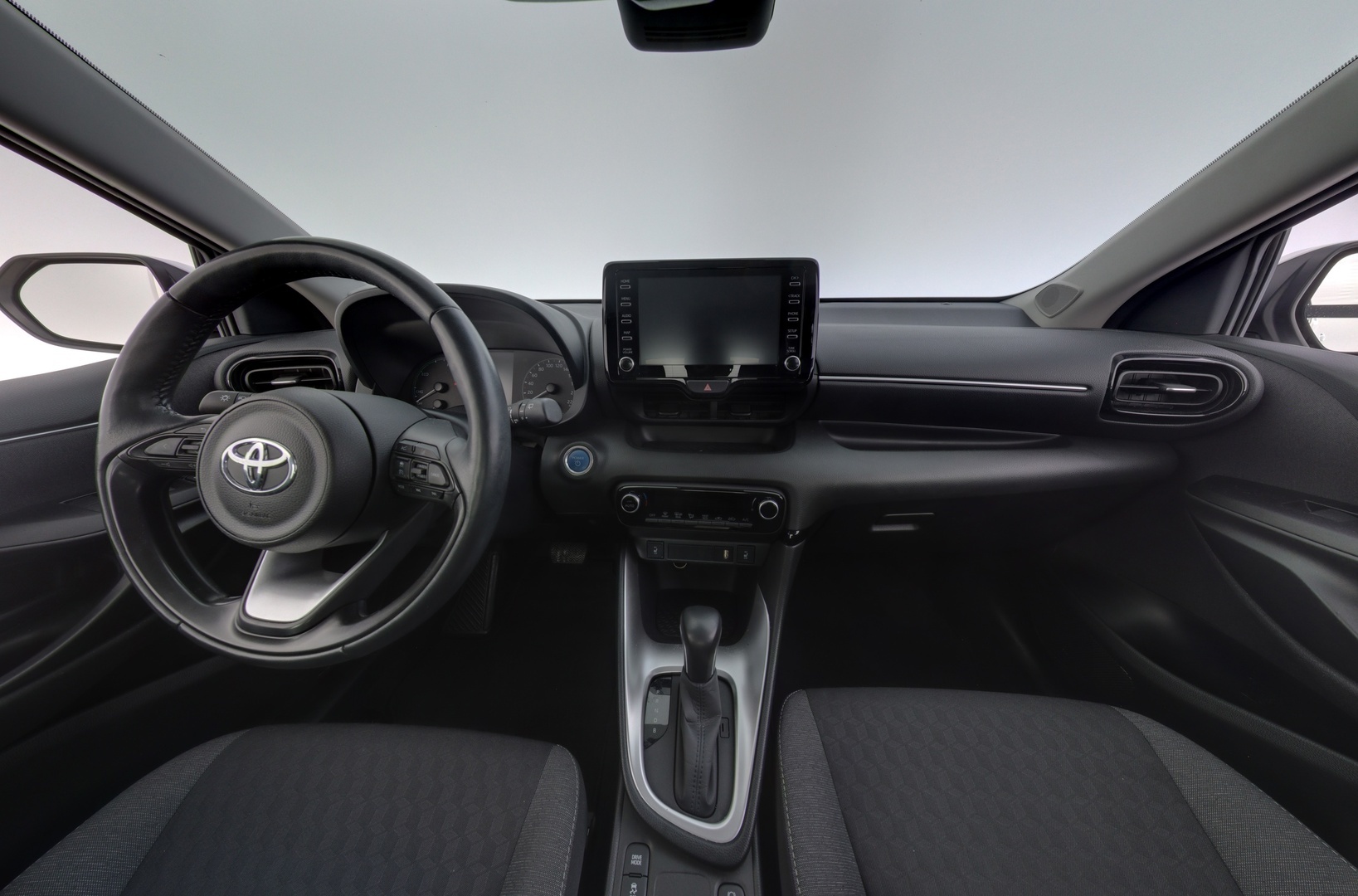 TOYOTA Yaris 2023