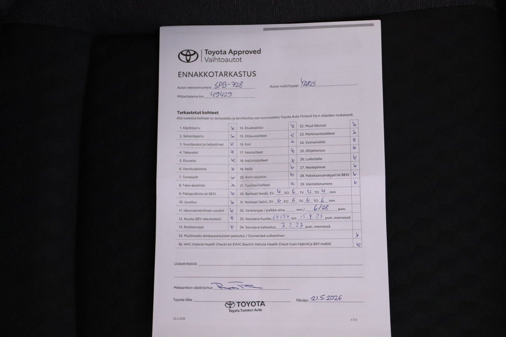 TOYOTA Yaris 2023