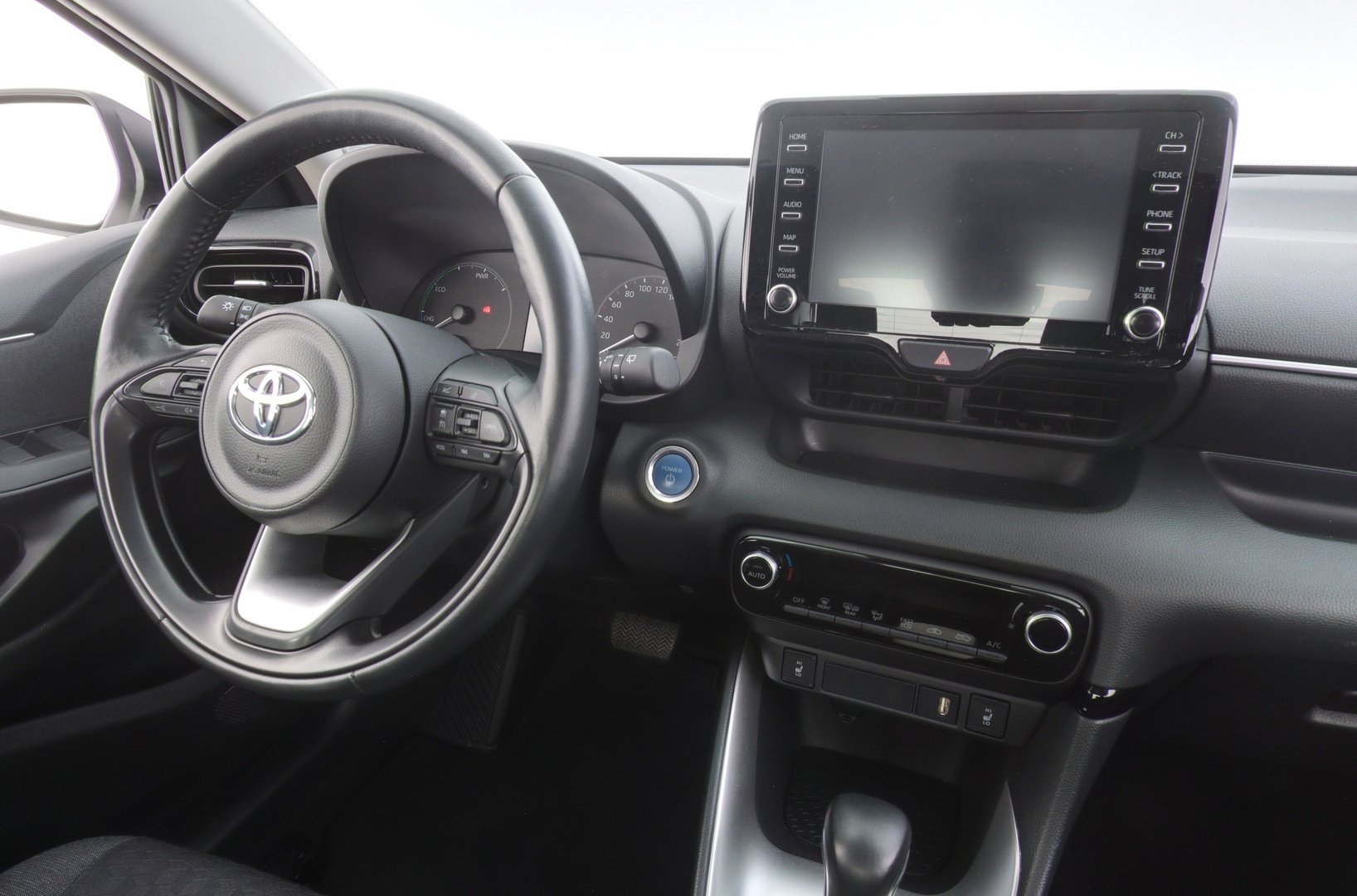 TOYOTA Yaris 2023
