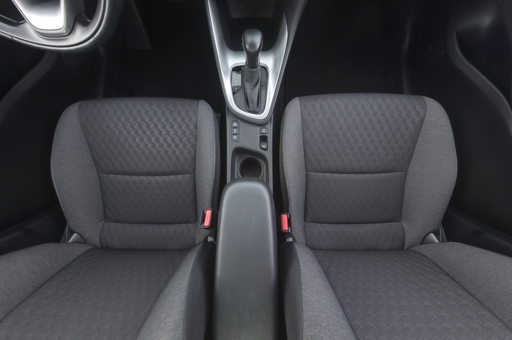 TOYOTA Yaris 2023