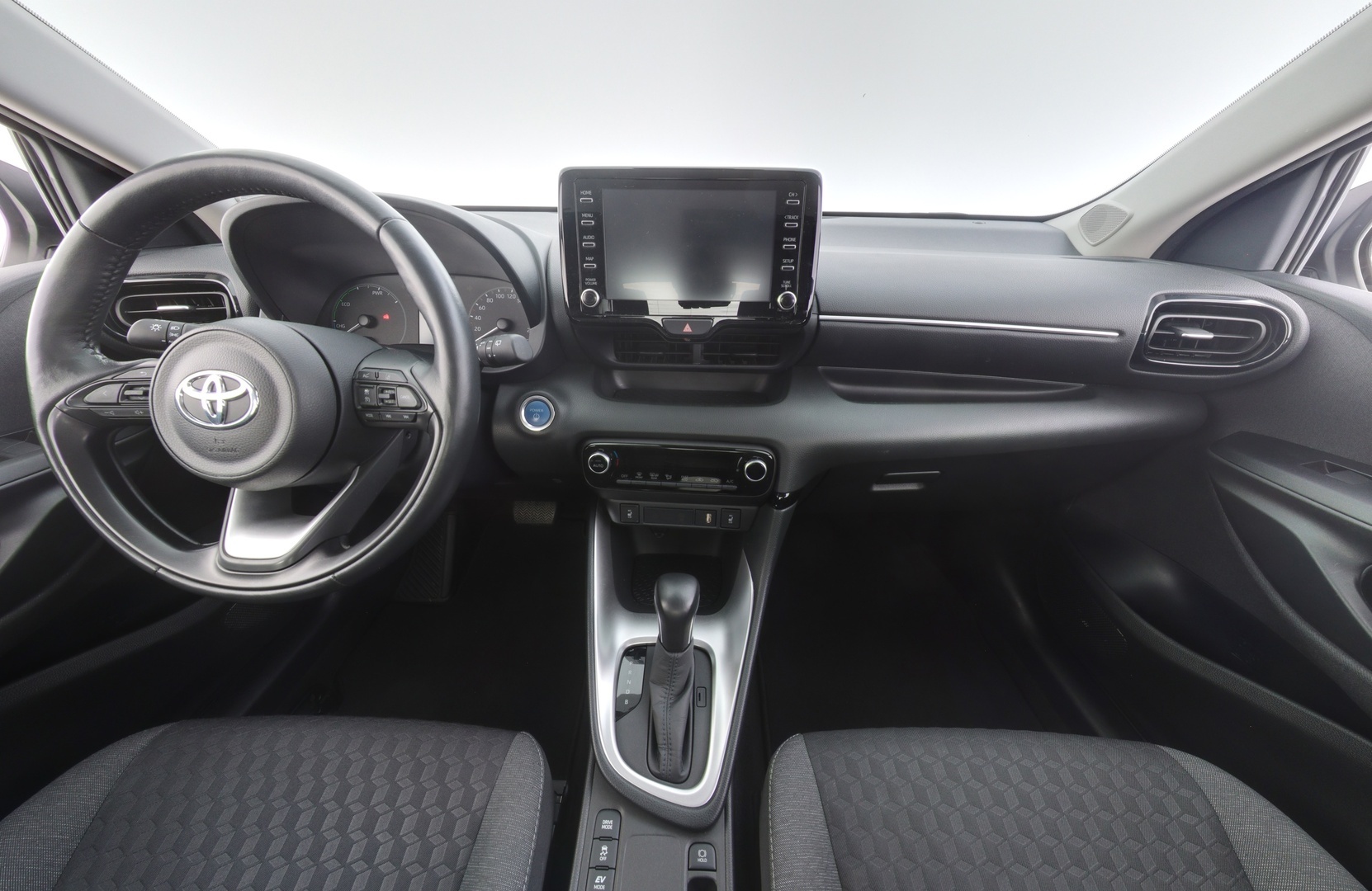 TOYOTA Yaris 2023