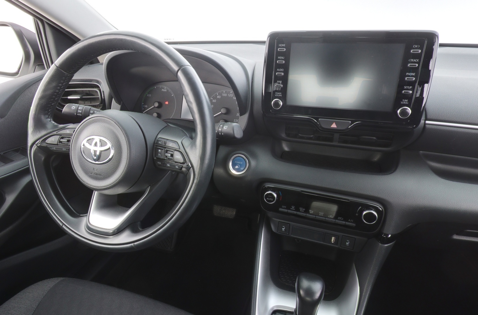 TOYOTA Yaris 2023