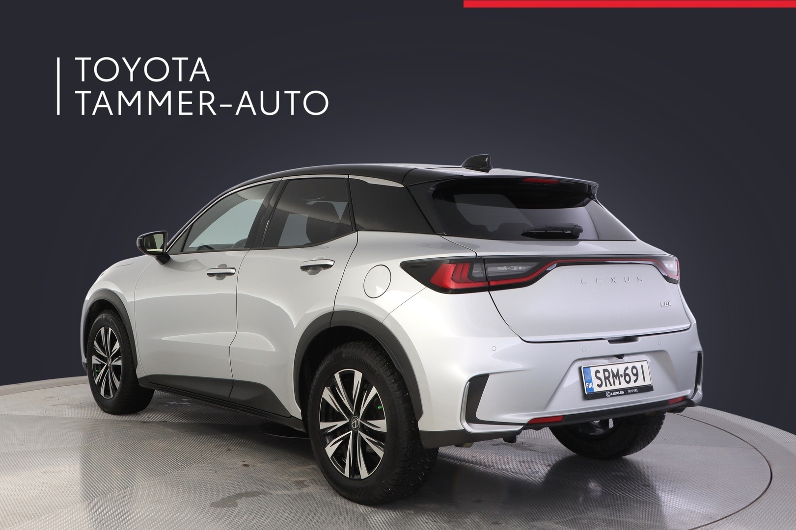 LEXUS LBX 2024