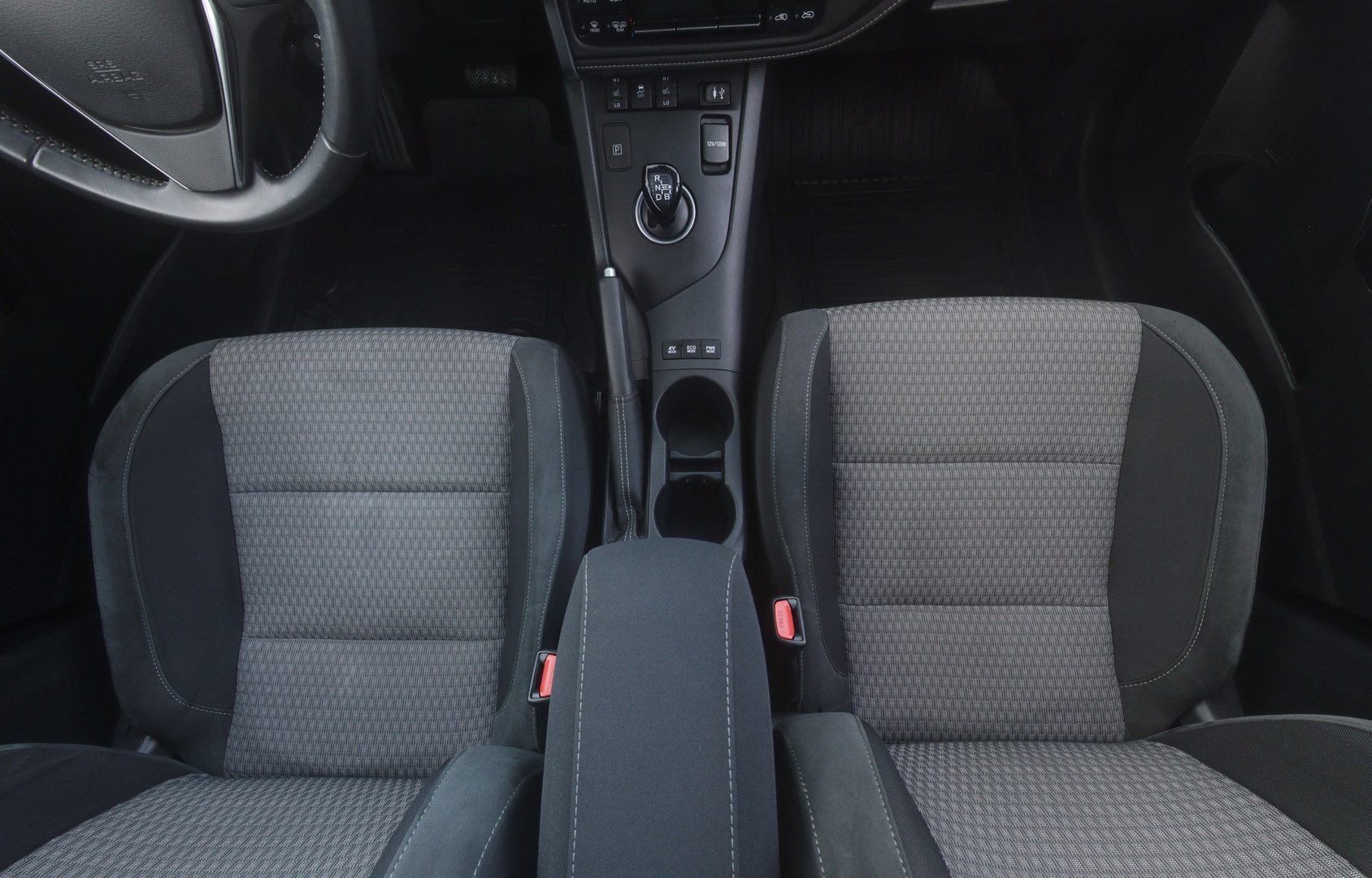 TOYOTA Auris 2019